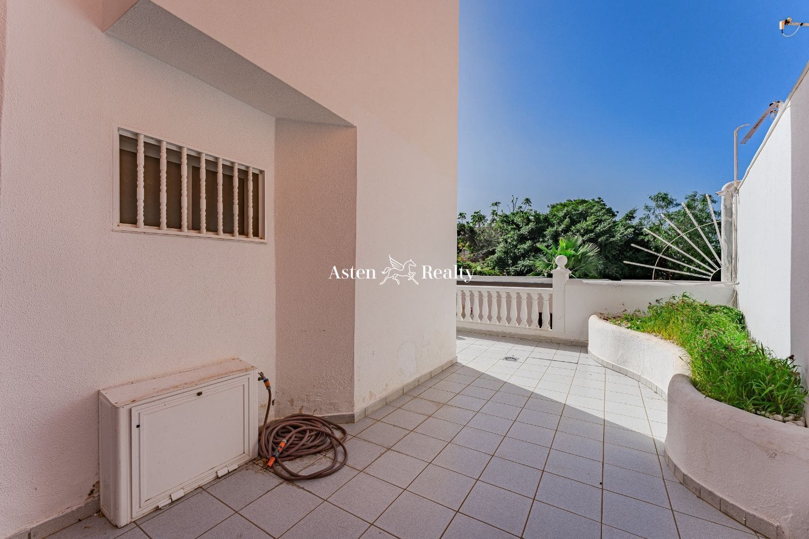 2 camera da letto Bungalow in vendita in Torviscas con piscina garage - 490.000 € (Rif: 8048188)