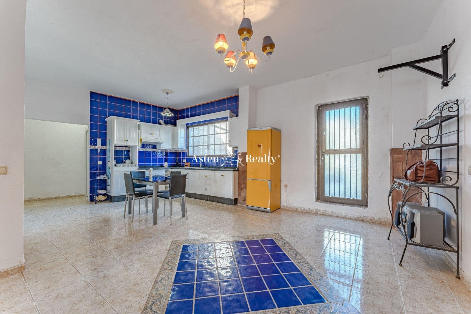 5 soveværelse Villa til salg i El Tanque - € 375.000 (Ref: 8050381)