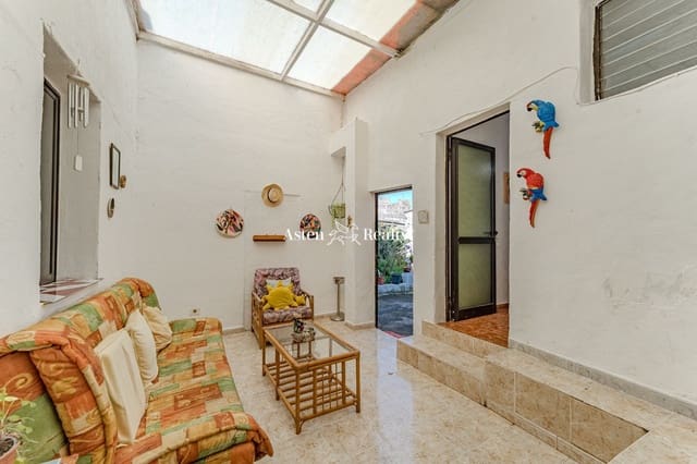 5 soveværelse Villa til salg i El Tanque - € 375.000 (Ref: 8050381)