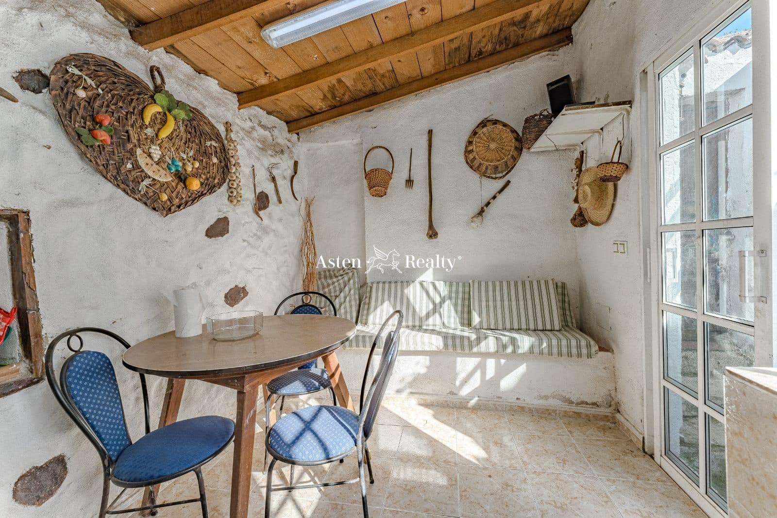 5 soveværelse Villa til salg i El Tanque - € 375.000 (Ref: 8050381)