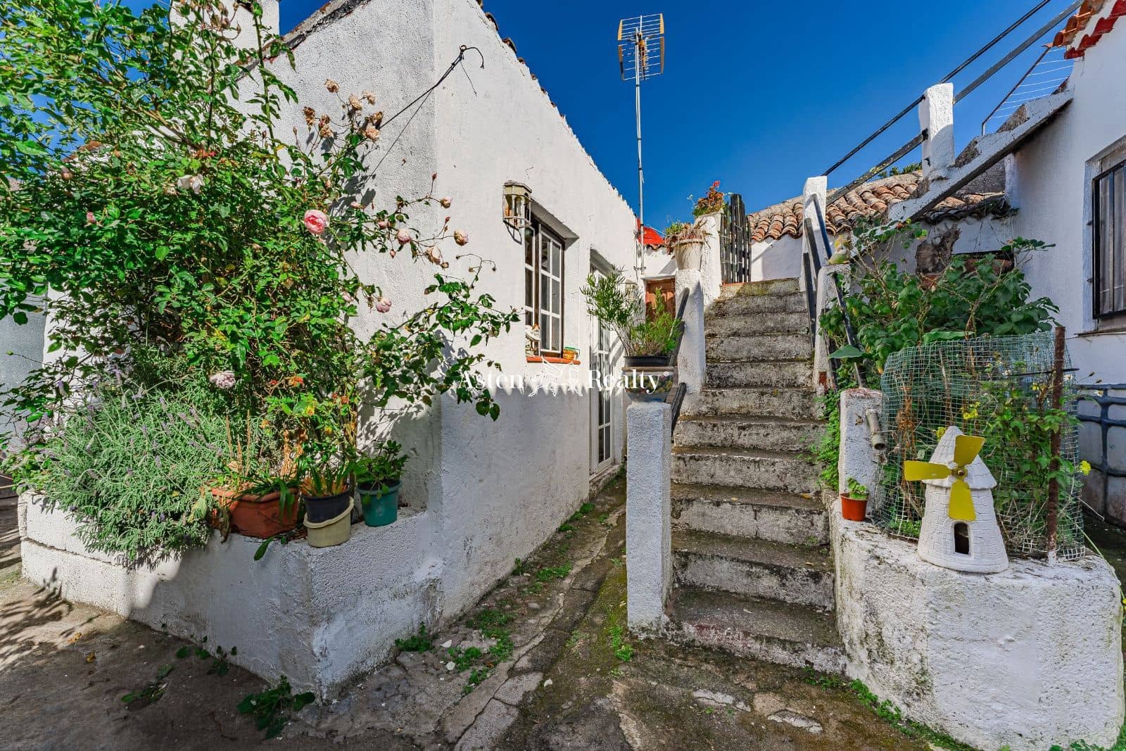 5 soveværelse Villa til salg i El Tanque - € 375.000 (Ref: 8050381)