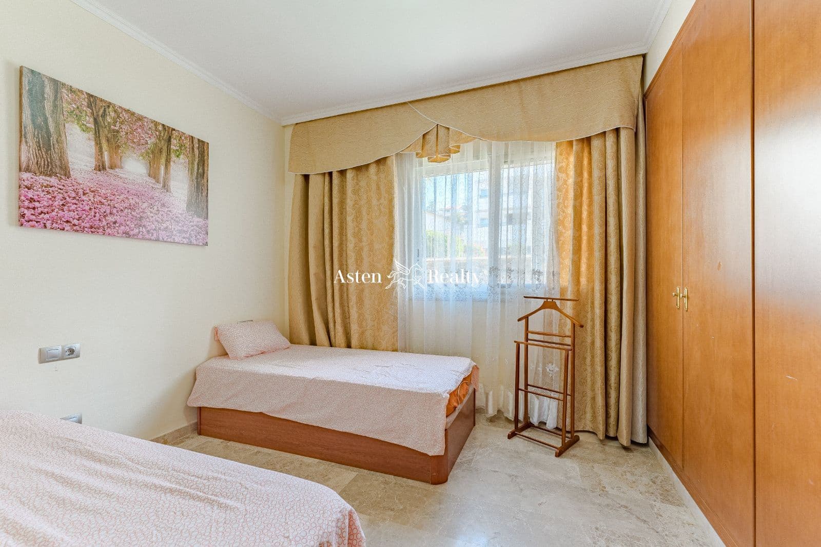 2 soveværelse Lejlighed til salg i Puerto Santiago med swimmingpool garage - € 450.000 (Ref: 8072528)