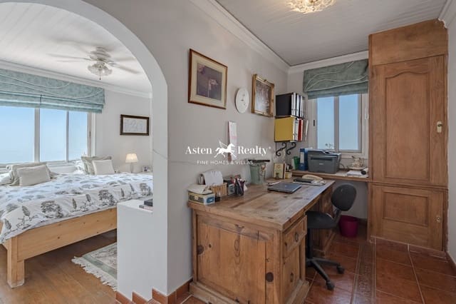 6 soverom Villa til salgs i Las Moraditas, Adeje med svømmebasseng garasje - € 1 595 000 (Ref: 8110467)