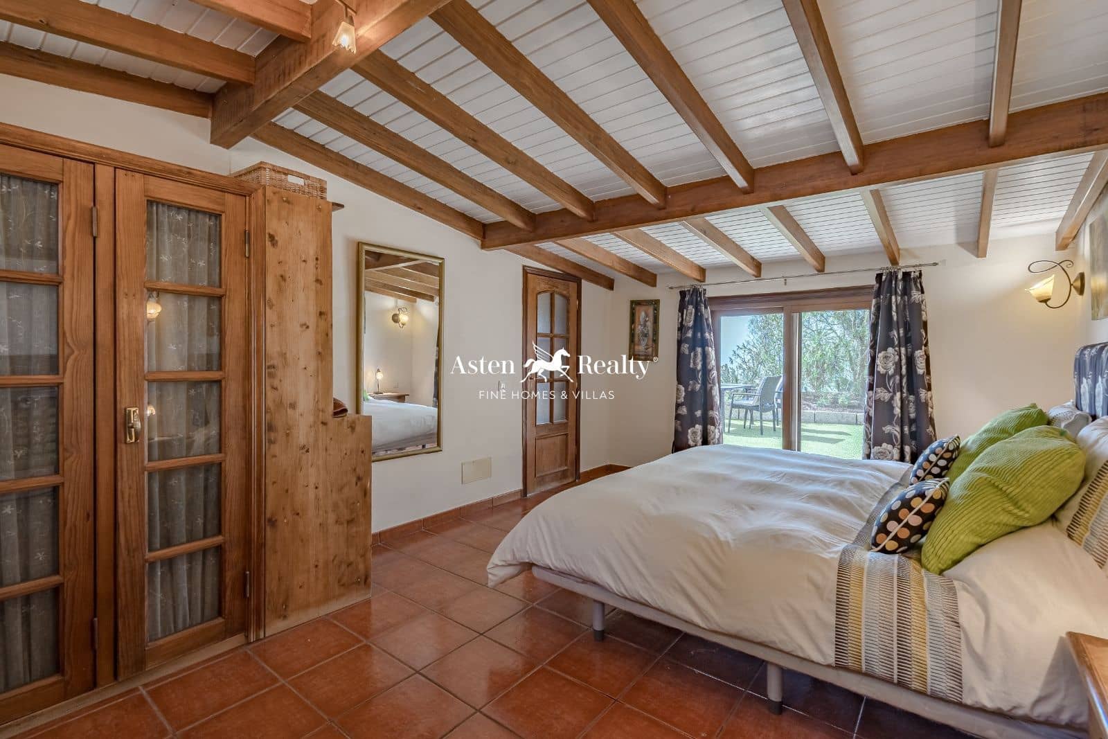 6 soveværelse Villa til salg i Las Moraditas med swimmingpool garage - € 1.595.000 (Ref: 8110467)