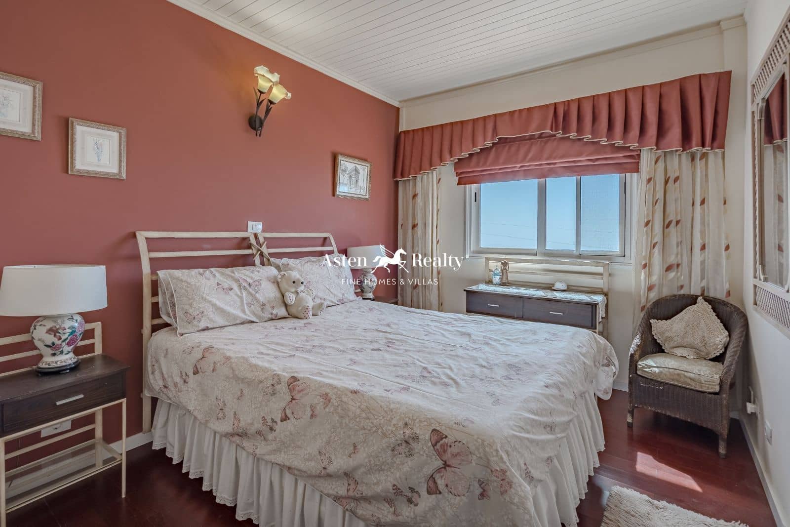 6 soveværelse Villa til salg i Las Moraditas med swimmingpool garage - € 1.595.000 (Ref: 8110467)