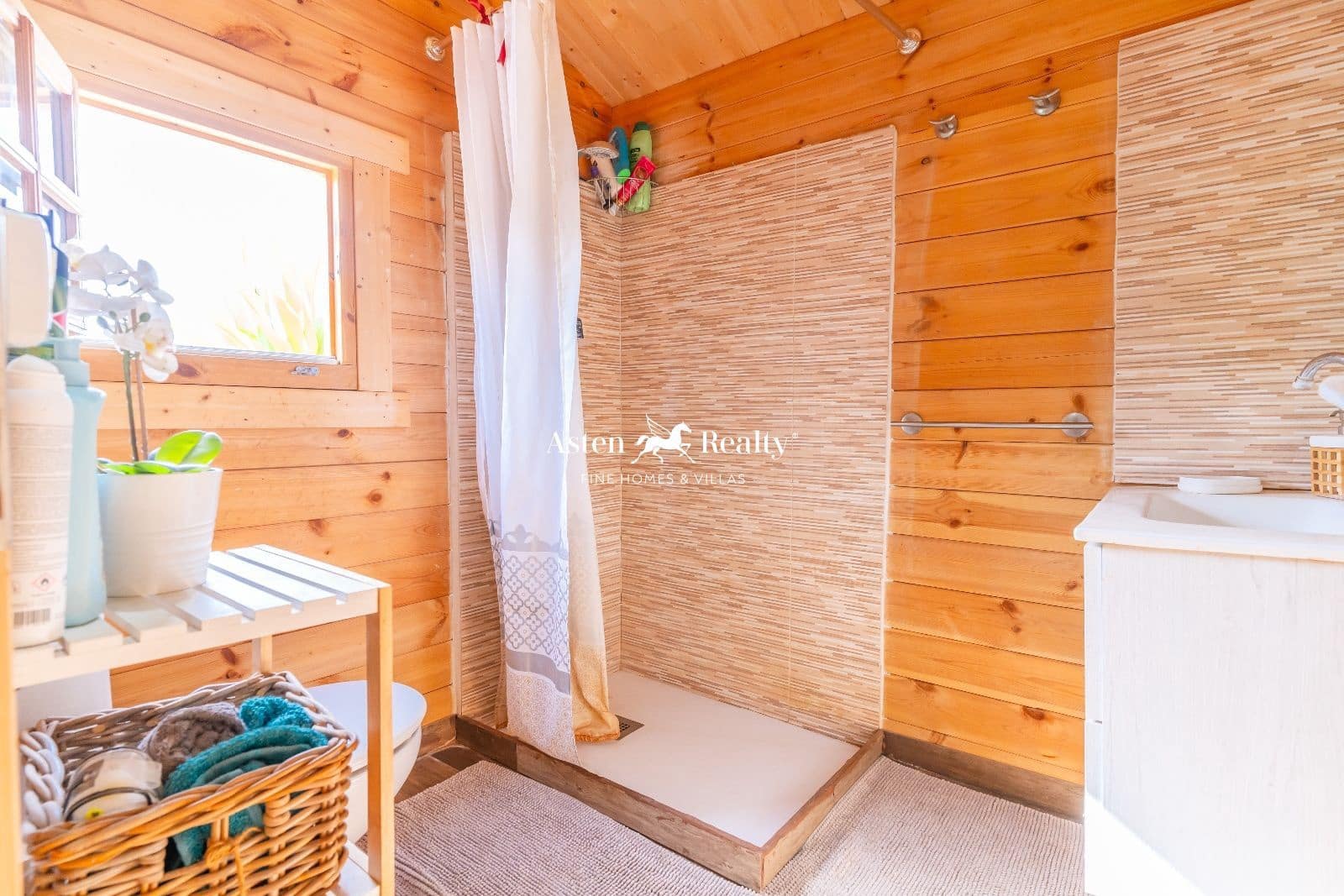 8 soveværelse Byhus til salg i Chio med garage - € 750.000 (Ref: 8116756)