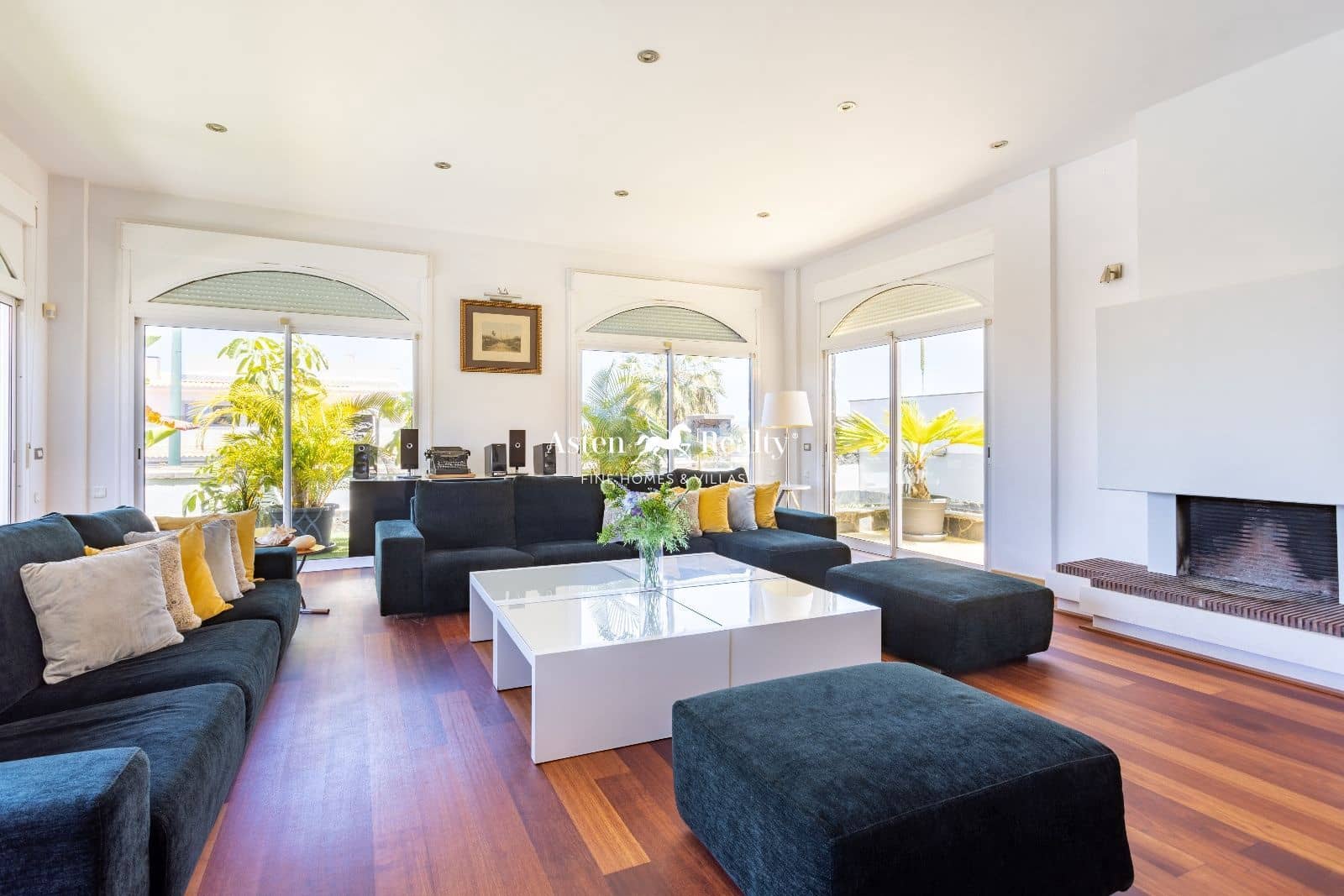 7 soverom Hus til salgs i Puerto de la Cruz med svømmebasseng garasje - € 1 800 000 (Ref: 8168462)