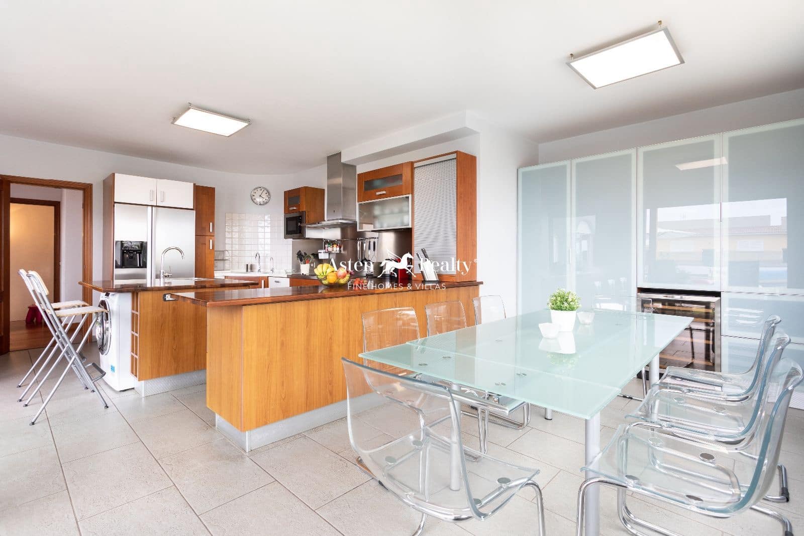 7 soverom Hus til salgs i Puerto de la Cruz med svømmebasseng garasje - € 1 800 000 (Ref: 8168462)
