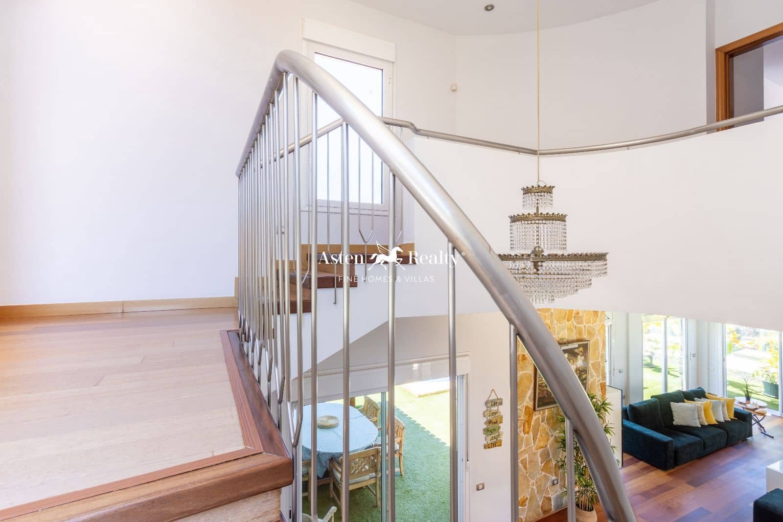 7 soverom Hus til salgs i Puerto de la Cruz med svømmebasseng garasje - € 1 800 000 (Ref: 8168462)