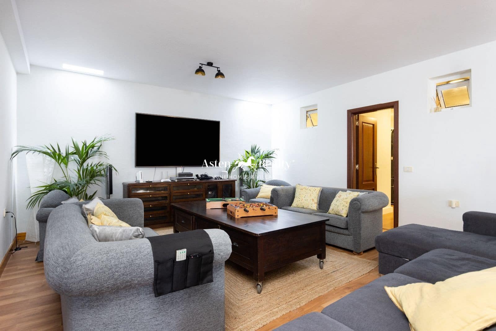 7 soverom Hus til salgs i Puerto de la Cruz med svømmebasseng garasje - € 1 800 000 (Ref: 8168462)