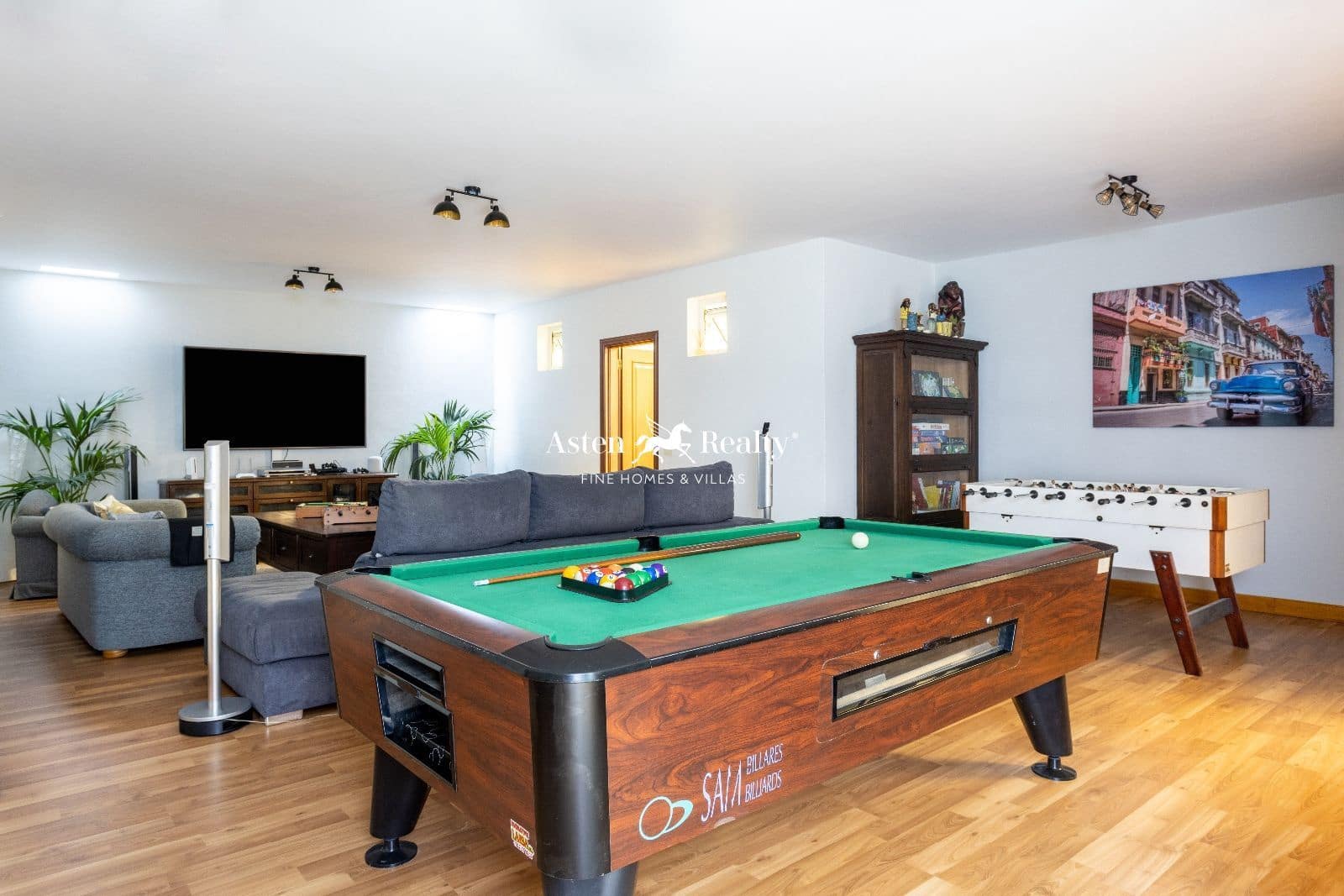 7 soverom Hus til salgs i Puerto de la Cruz med svømmebasseng garasje - € 1 800 000 (Ref: 8168462)