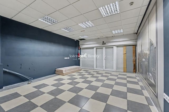 Virksomhed til salg i Playa de las Américas, Adeje - € 439.000 (Ref: 8176850)