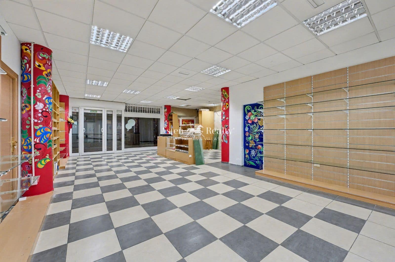 Virksomhed til salg i Playa de las Americas - € 439.000 (Ref: 8176850)