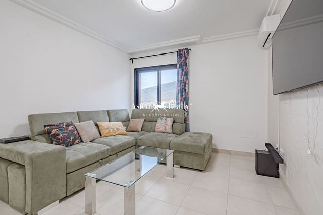 Ático de 3 habitaciones en Adeje en venta con piscina garaje - 419.000 € (Ref: 8183344)