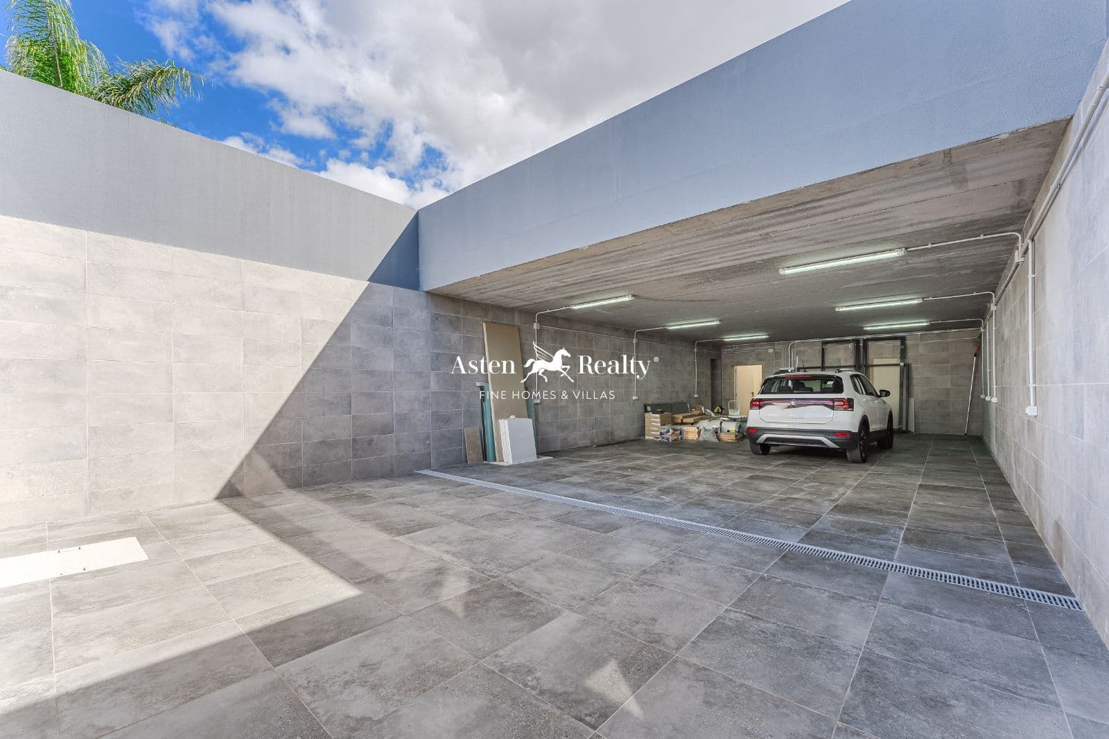 4 soveværelse Byhus til salg i Torviscas med swimmingpool garage - € 1.850.000 (Ref: 8198952)