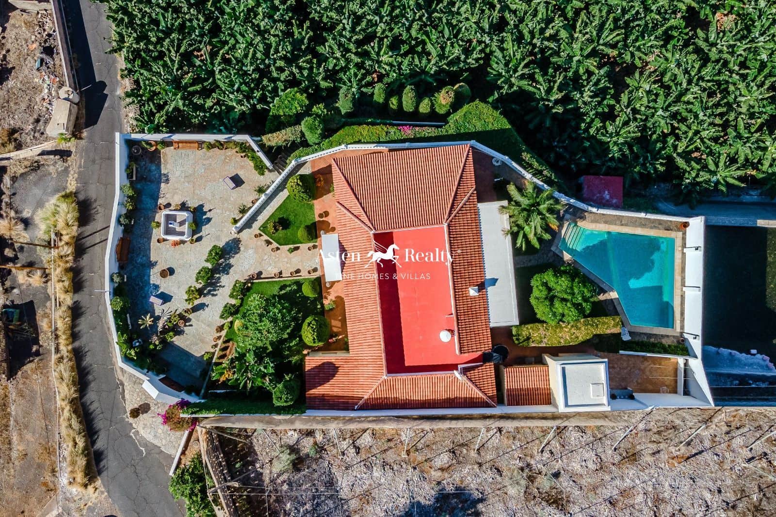 Byggegrund til salg i Guia de Isora - € 3.000.000 (Ref: 8213069)