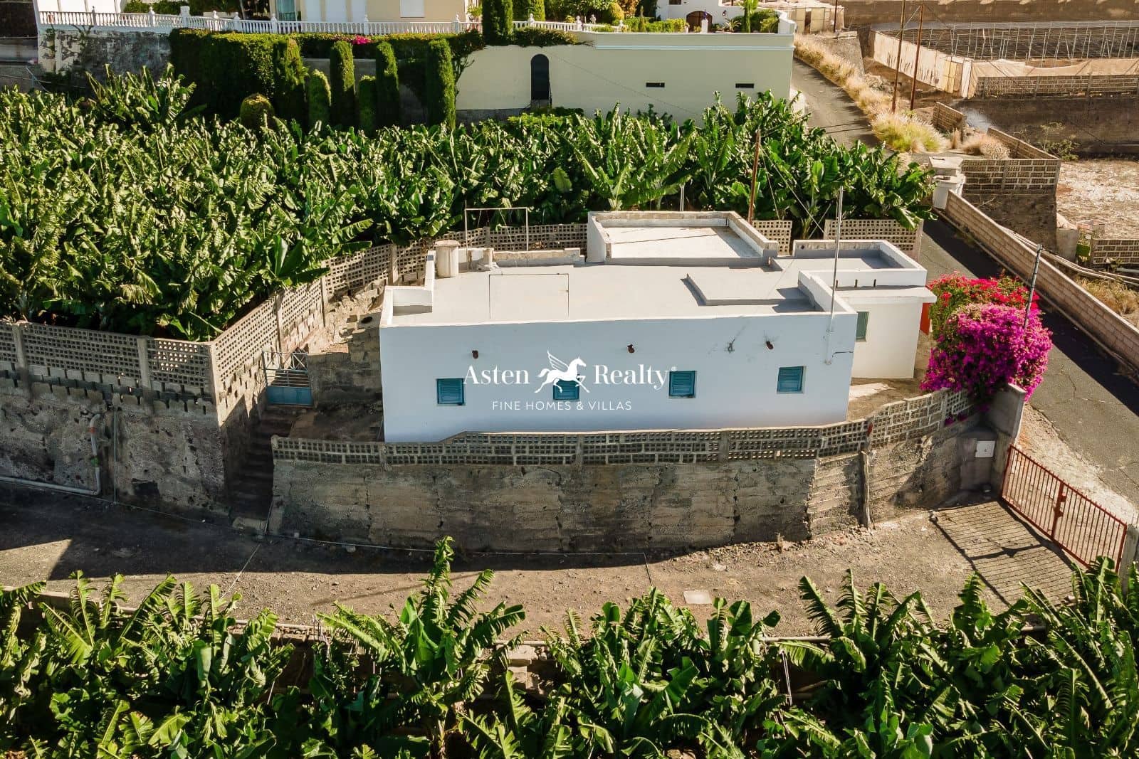 Byggegrund til salg i Guia de Isora - € 3.000.000 (Ref: 8213069)