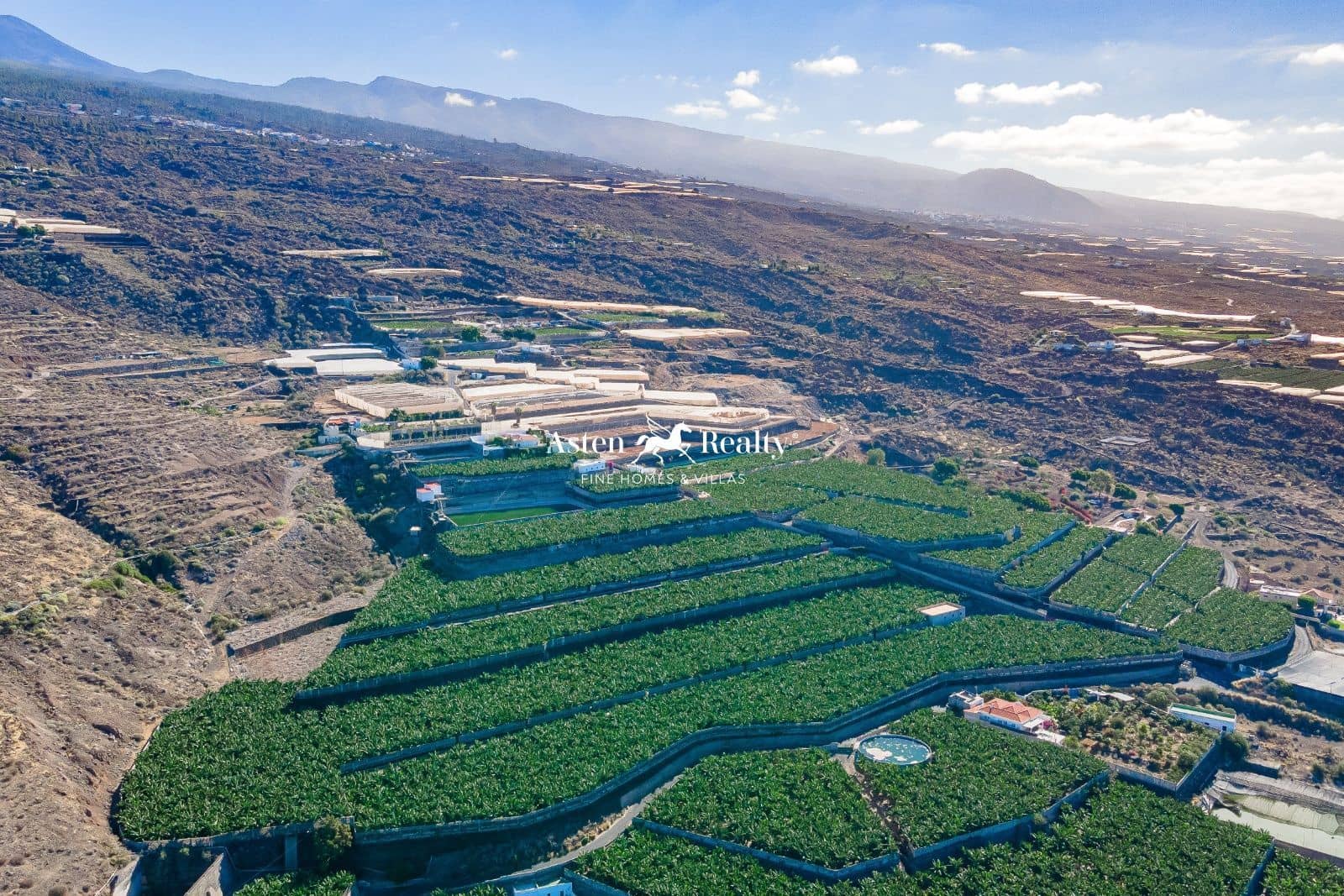 Byggegrund til salg i Guia de Isora - € 3.000.000 (Ref: 8213069)