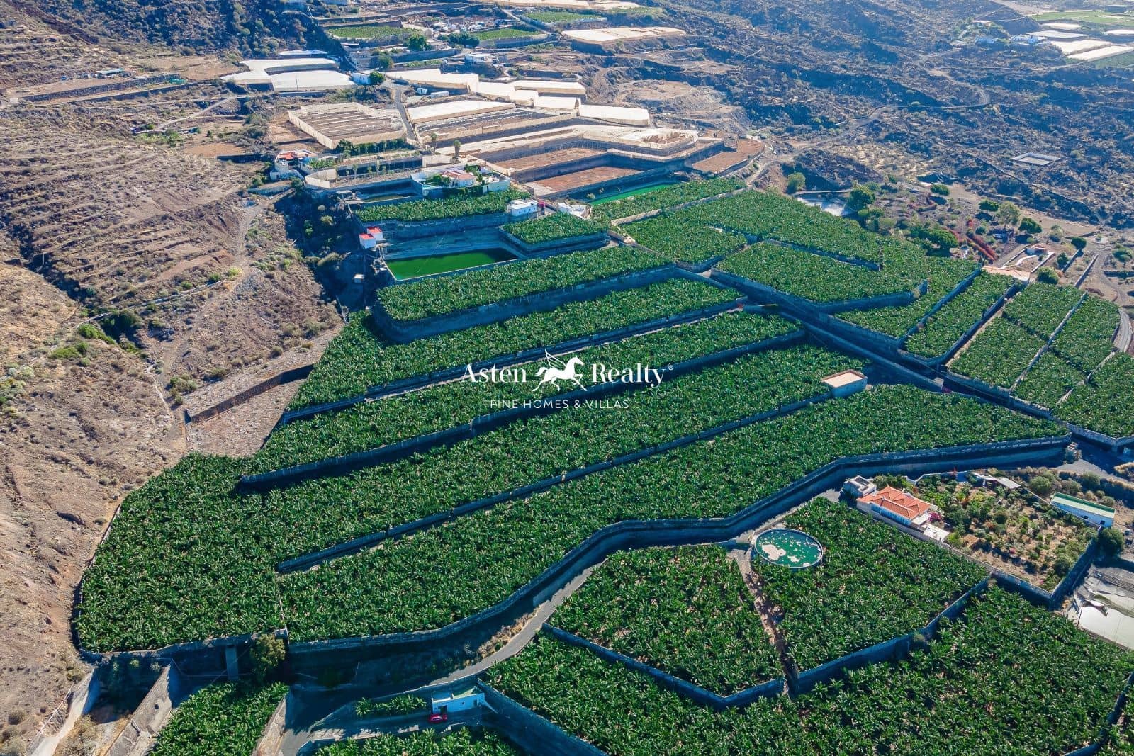 Byggegrund til salg i Guia de Isora - € 3.000.000 (Ref: 8213069)