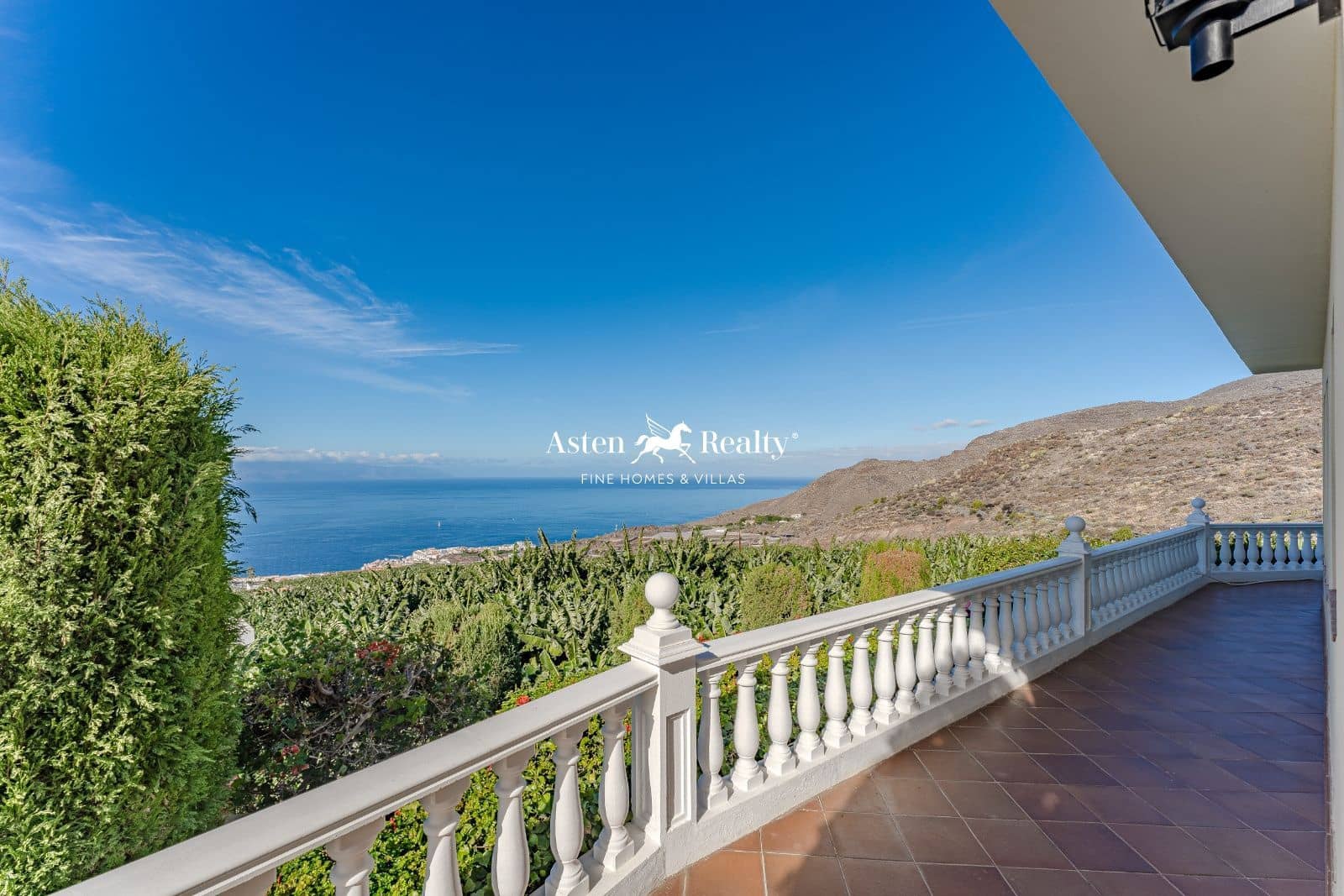 Byggegrund til salg i Guia de Isora - € 3.000.000 (Ref: 8213069)