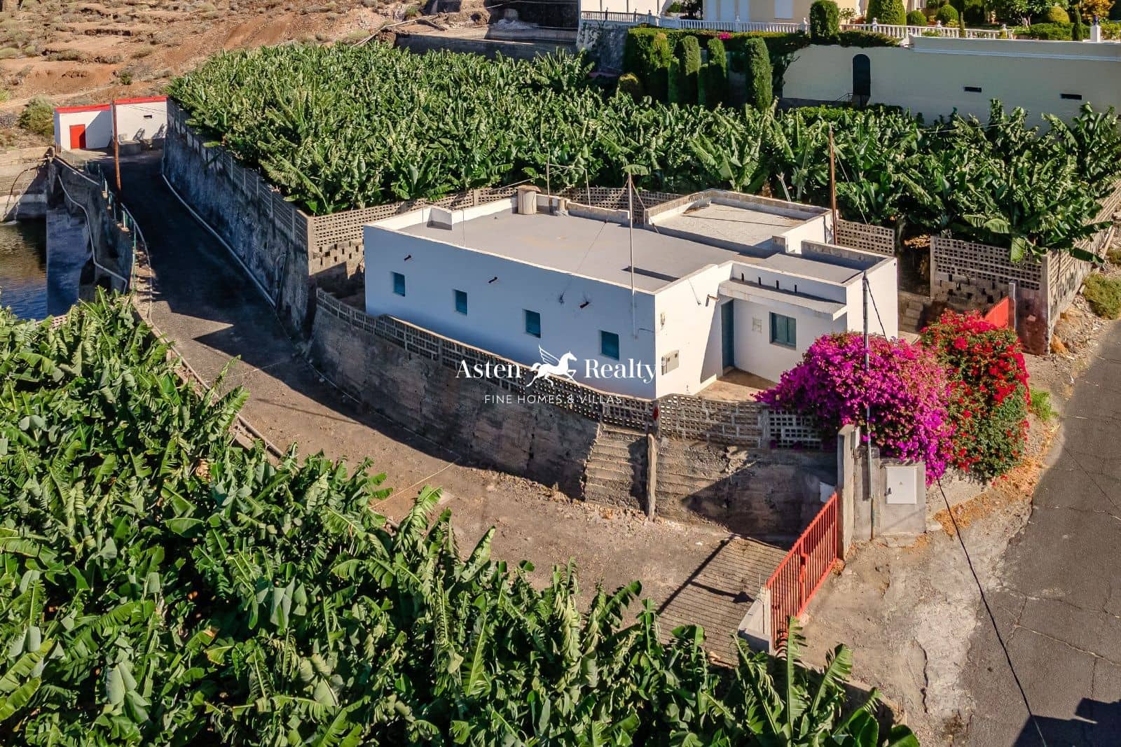 Byggegrund til salg i Guia de Isora - € 3.000.000 (Ref: 8213069)