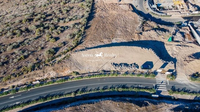 Building Plot for sale in Guía de Isora - € 1,650,000 (Ref: 8223431)