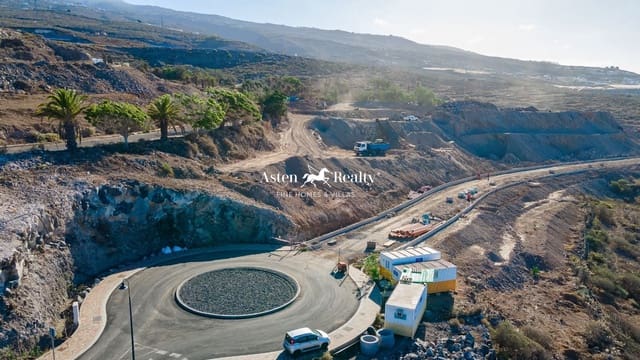 Building Plot for sale in Guía de Isora - € 1,650,000 (Ref: 8223431)