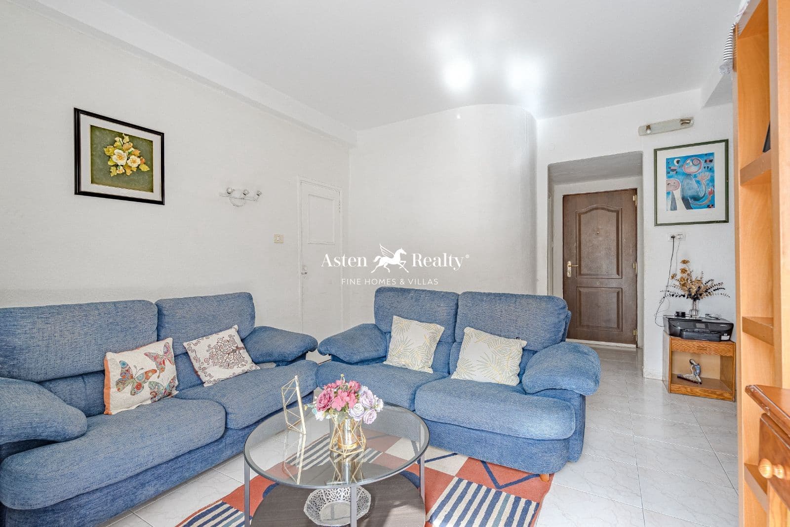 Hotel for sale in Santa Cruz de Tenerife - € 2,100,000 (Ref: 8223432)