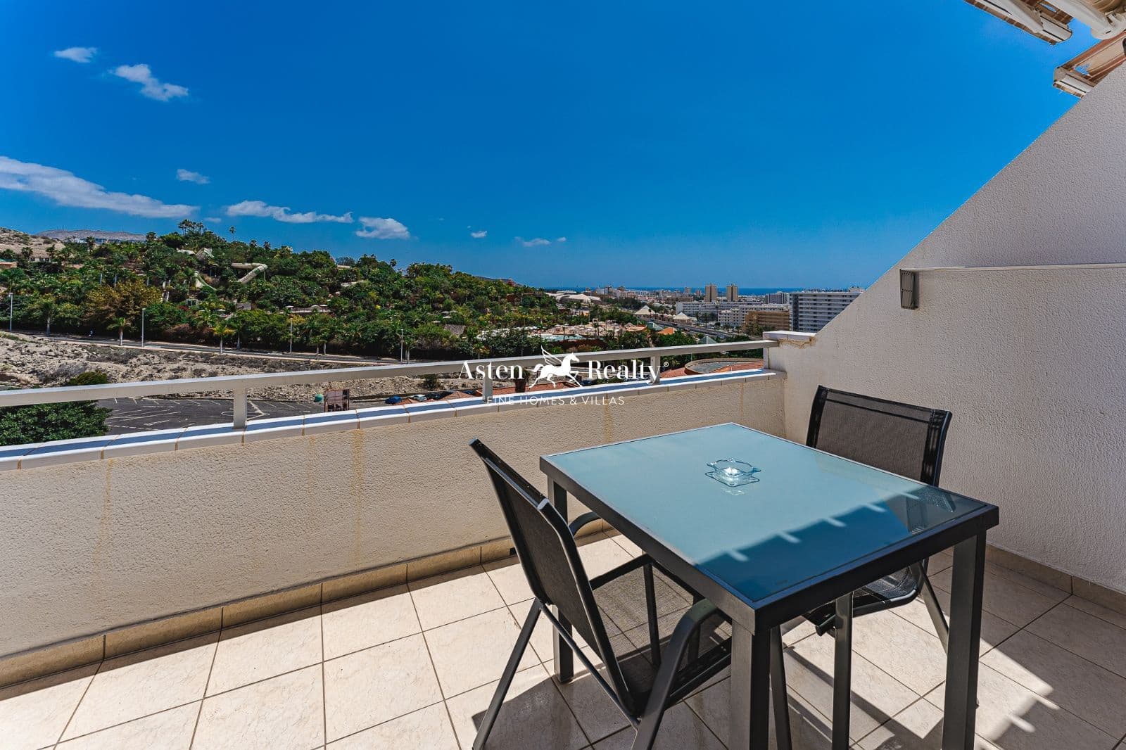 25 soveværelse Hotel til salg i Costa Adeje - € 4.750.000 (Ref: 8223434)