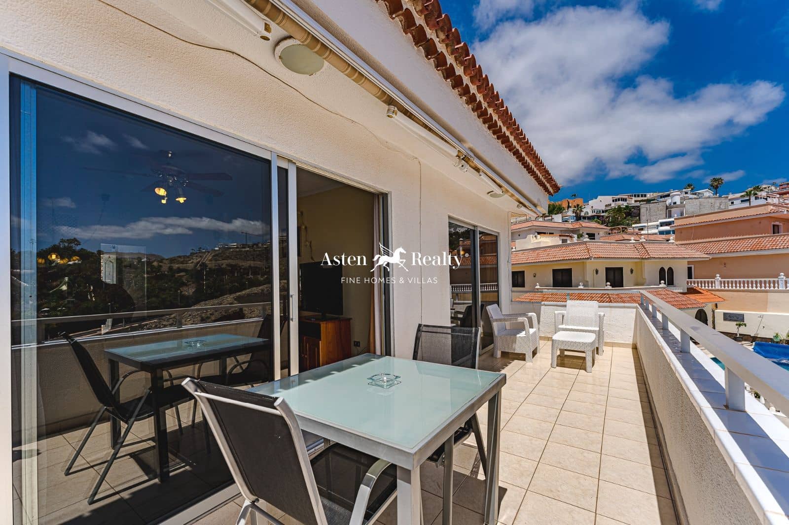 25 soveværelse Hotel til salg i Costa Adeje - € 4.750.000 (Ref: 8223434)