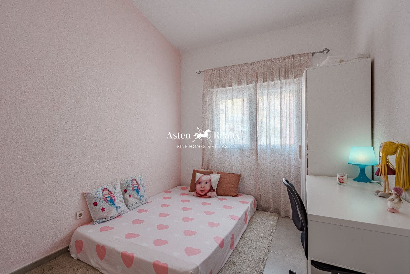 4 soveværelse Byhus til salg i Puerto Santiago med swimmingpool garage - € 498.000 (Ref: 8227339)