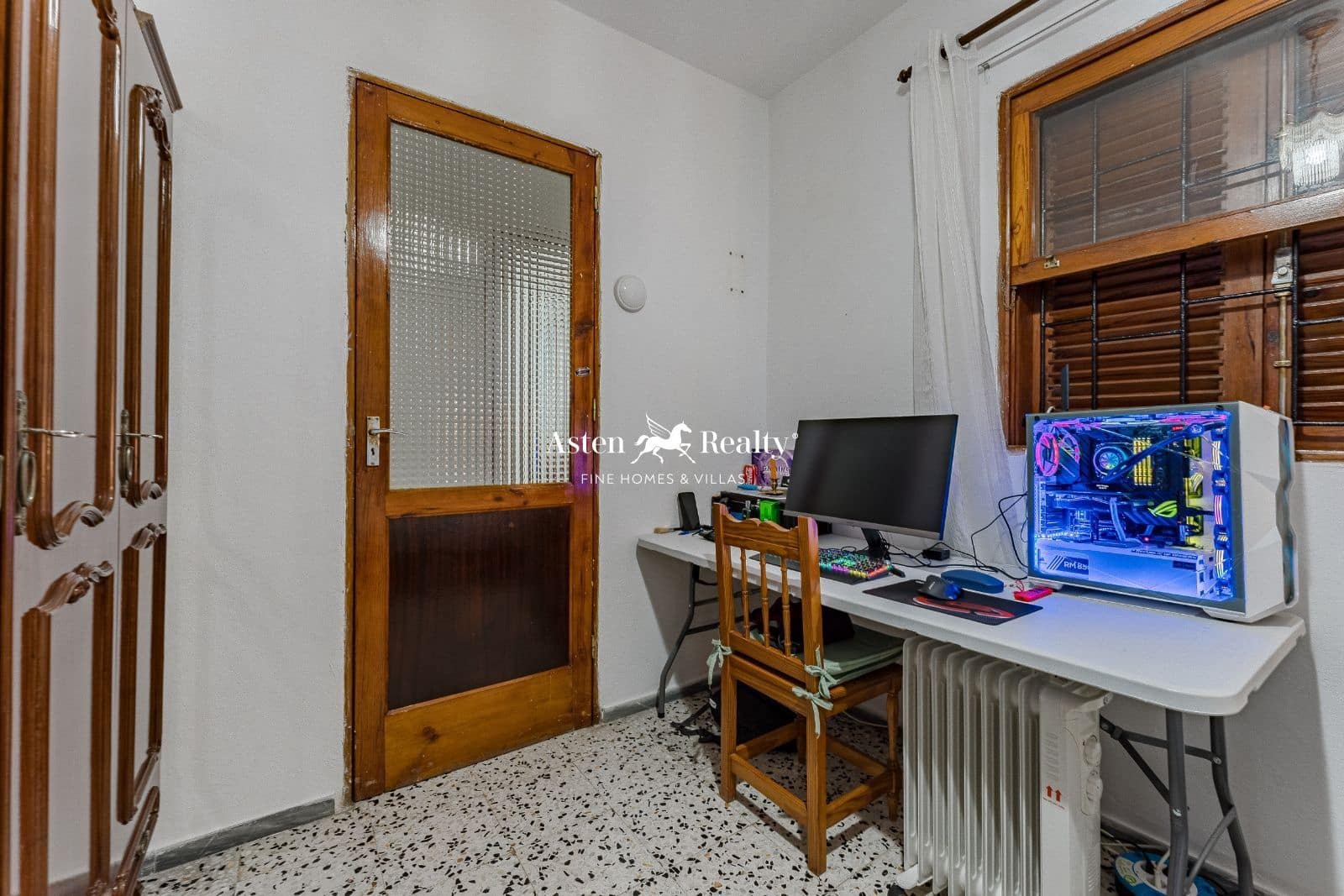 3 soveværelse Villa til salg i El Tanque med garage - € 260.000 (Ref: 8230425)