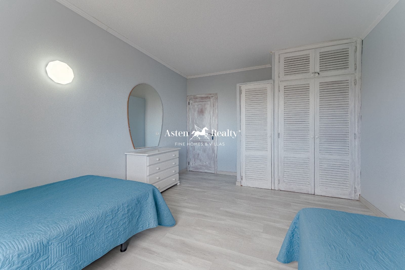 2 chambre Appartement à vendre à Playa Paraiso avec piscine - 295 000 € (Ref: 8273653)