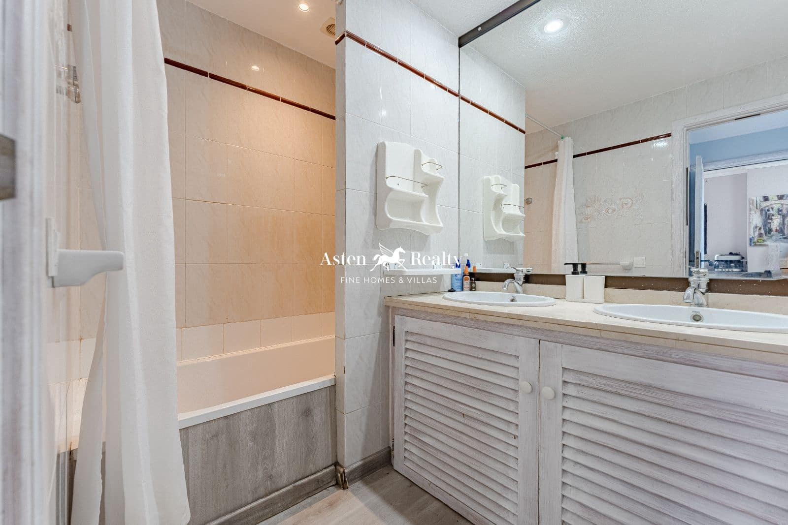 2 chambre Appartement à vendre à Playa Paraiso avec piscine - 295 000 € (Ref: 8273653)