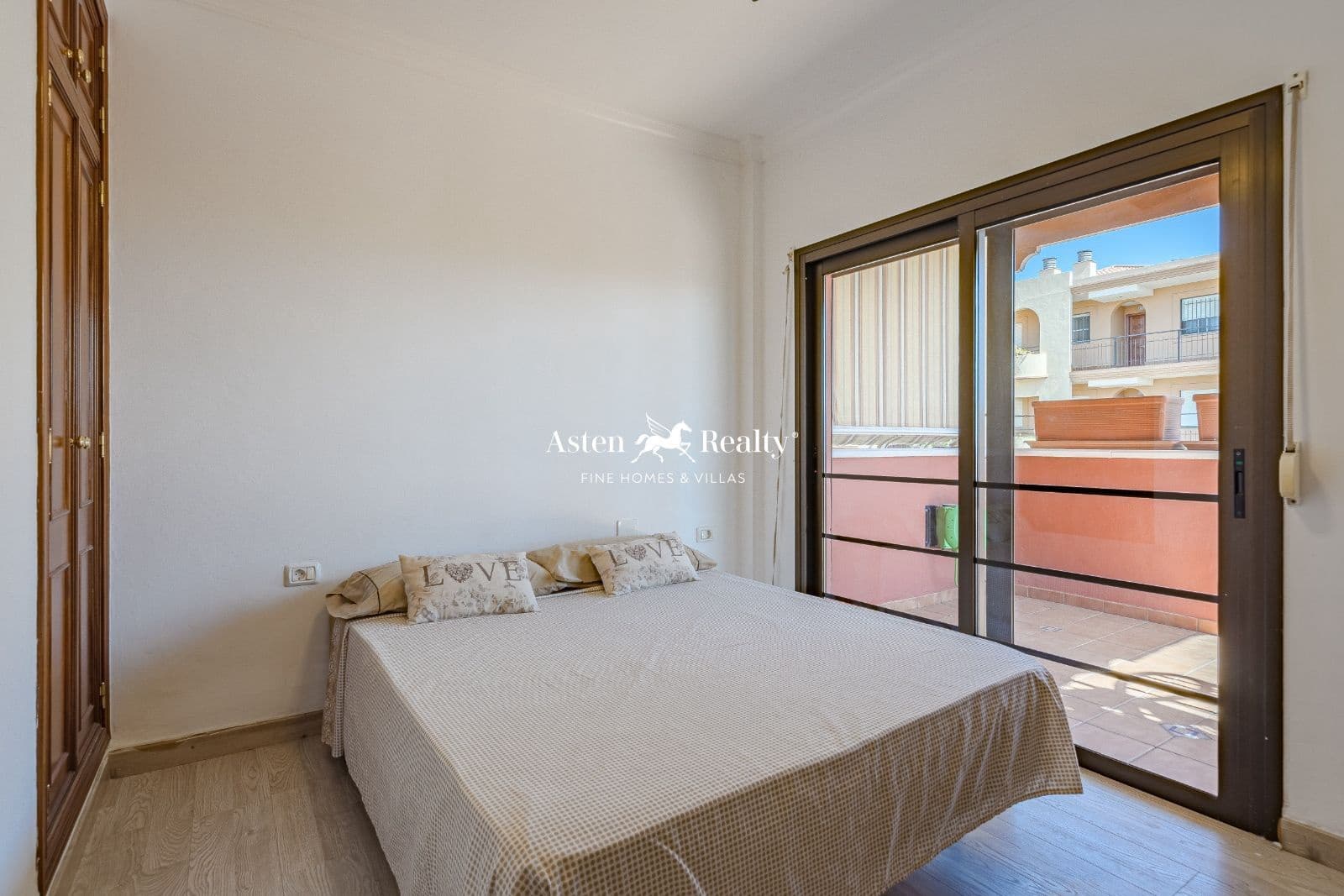 3 soveværelse Byhus til salg i Adeje med swimmingpool - € 650.000 (Ref: 8285161)