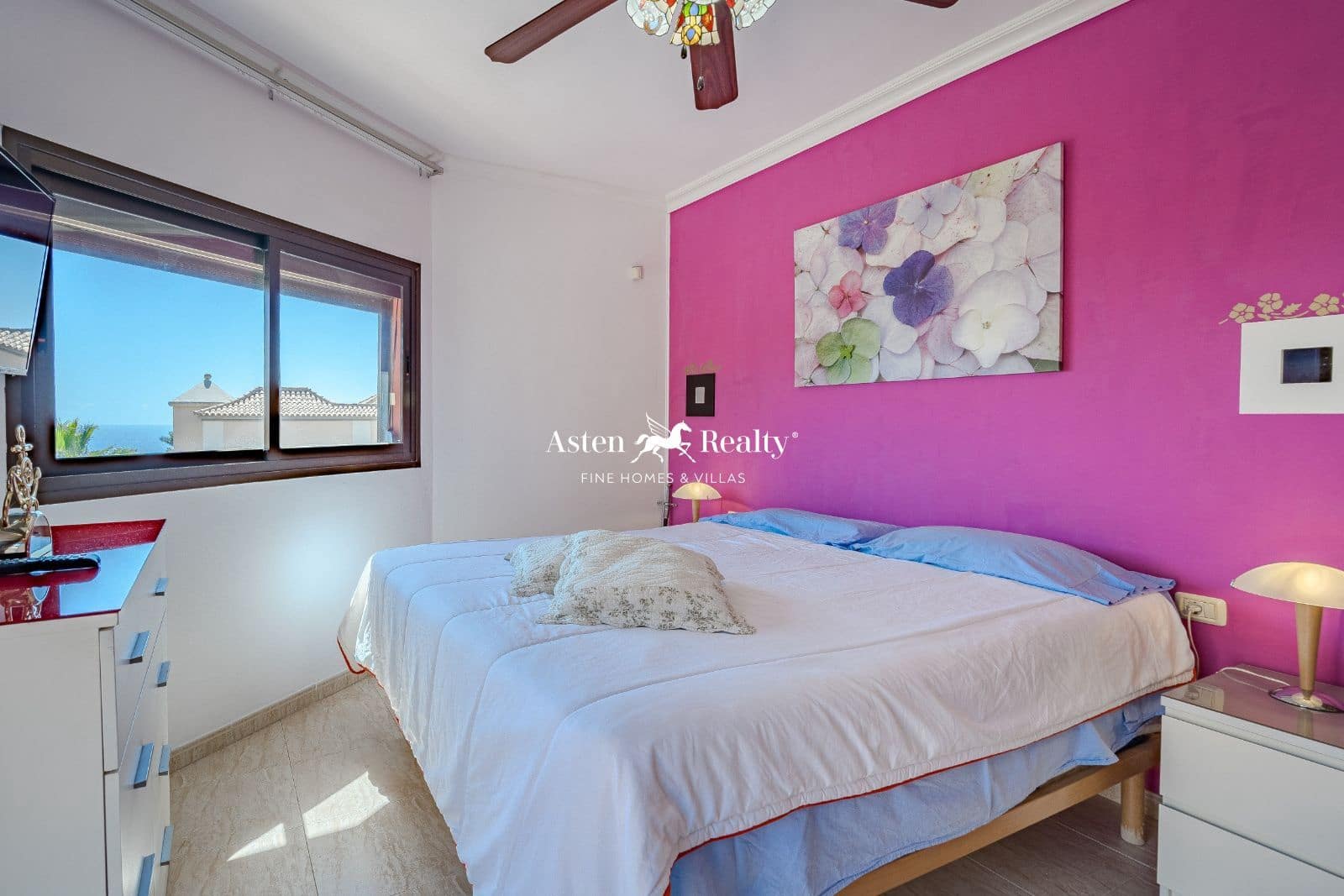 3 soveværelse Byhus til salg i Adeje med swimmingpool - € 650.000 (Ref: 8285161)