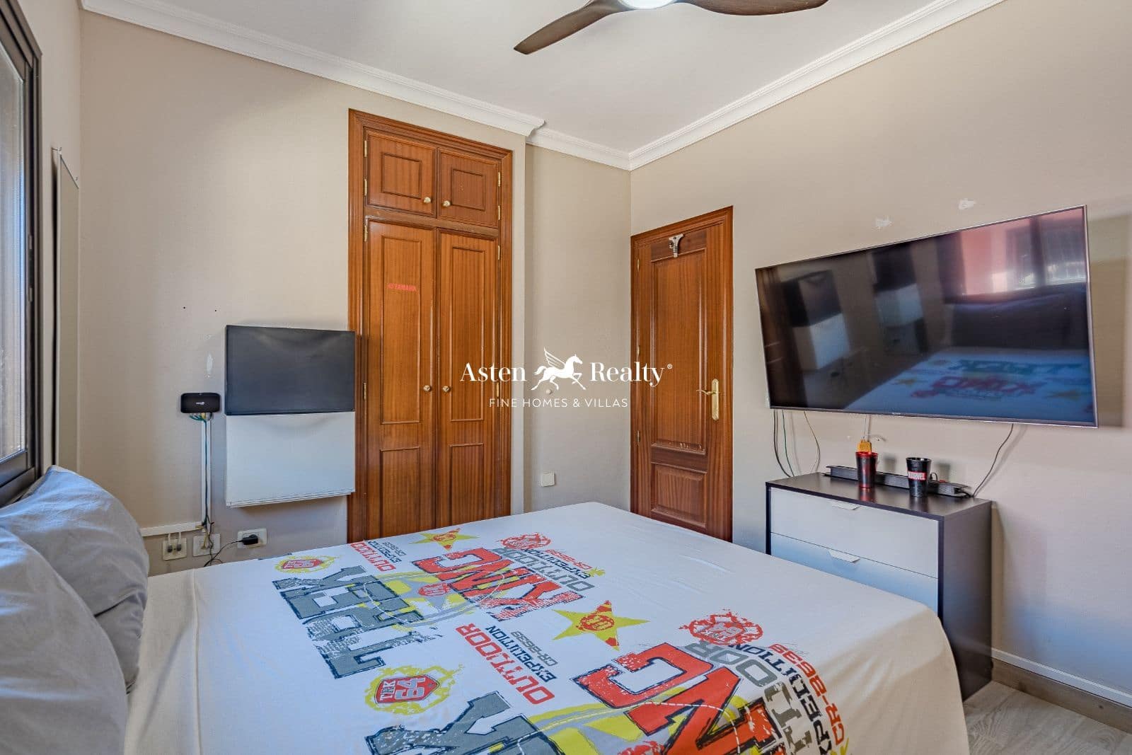 3 soveværelse Byhus til salg i Adeje med swimmingpool - € 650.000 (Ref: 8285161)