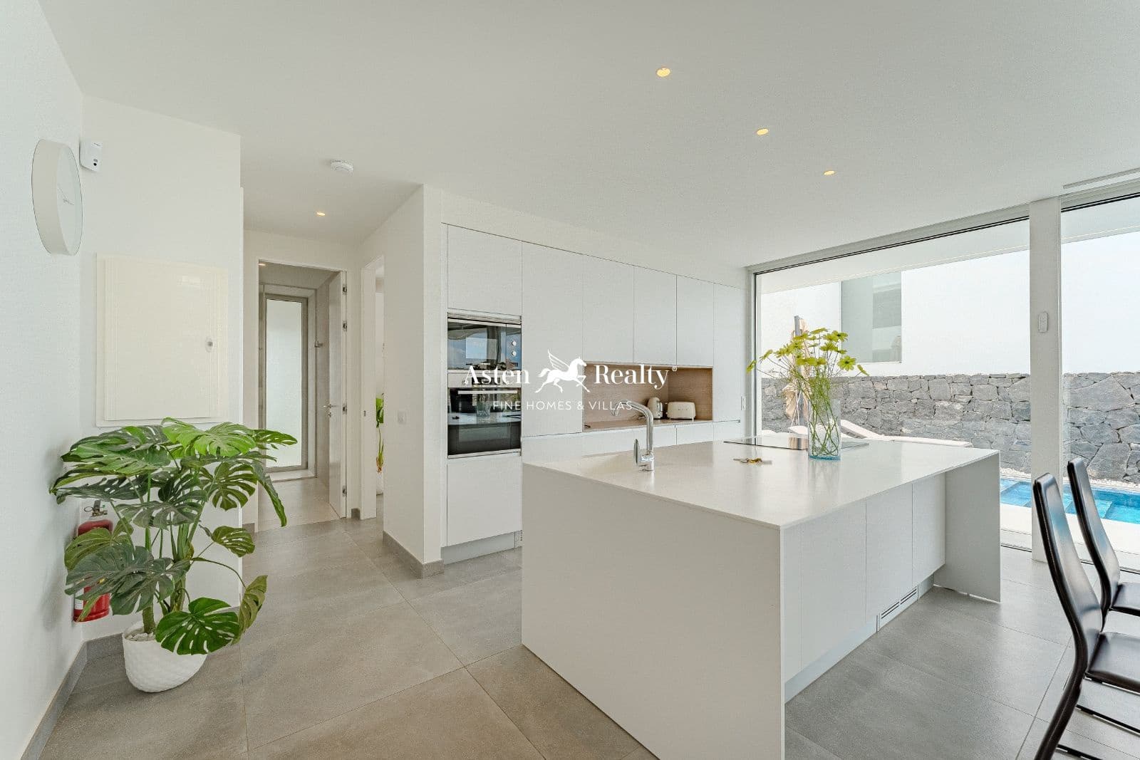 4 Zimmer Haus zu verkaufen in Callao Salvaje mit Pool Garage - 1.330.000 € (Ref: 8304797)