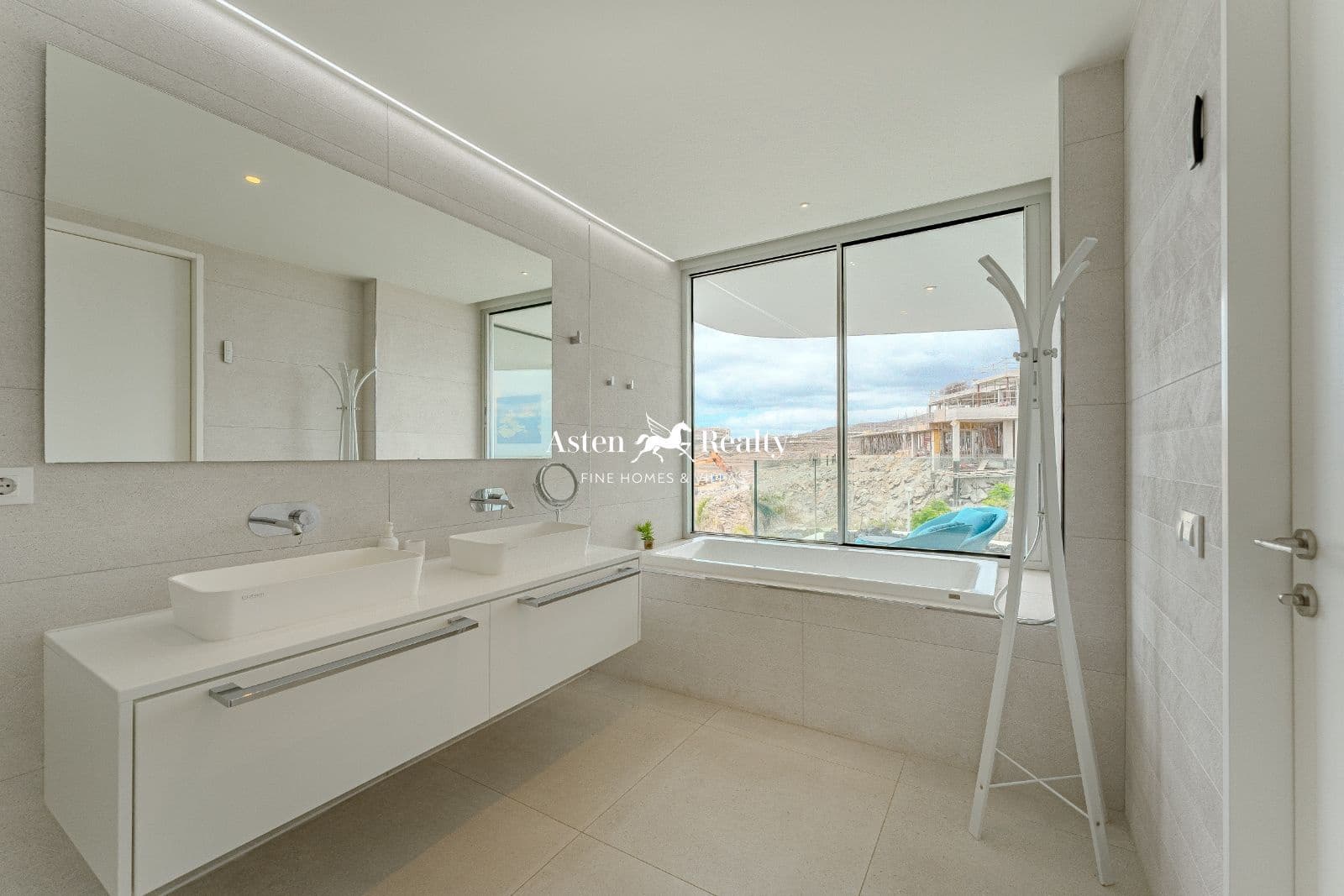 4 Zimmer Haus zu verkaufen in Callao Salvaje mit Pool Garage - 1.330.000 € (Ref: 8304797)