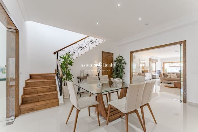 5 soveværelse Byhus til salg i La Caleta Adeje, Adeje med swimmingpool garage - € 4.500.000 (Ref: 8307730)