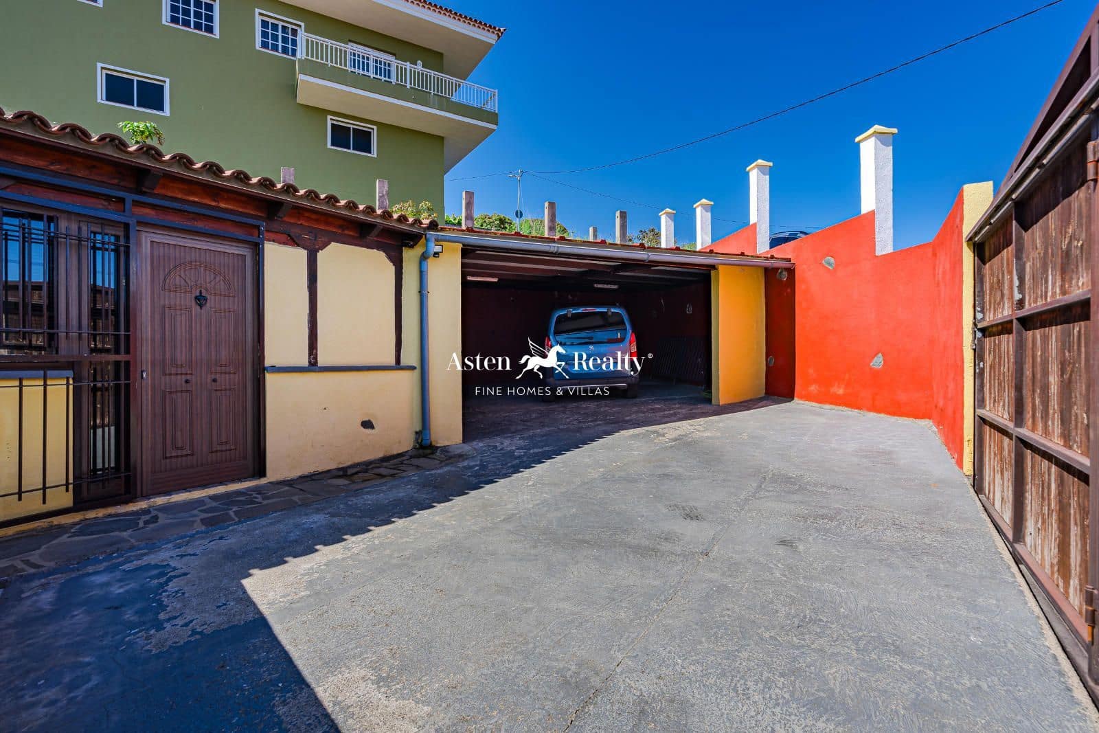 3 soveværelse Villa til salg i Los Realejos med garage - € 315.000 (Ref: 8322180)