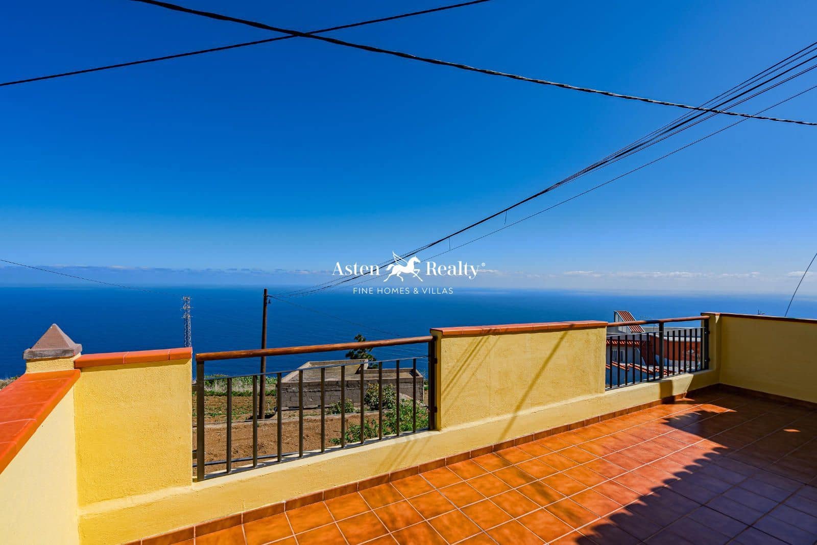 3 soveværelse Villa til salg i Los Realejos med garage - € 315.000 (Ref: 8322180)