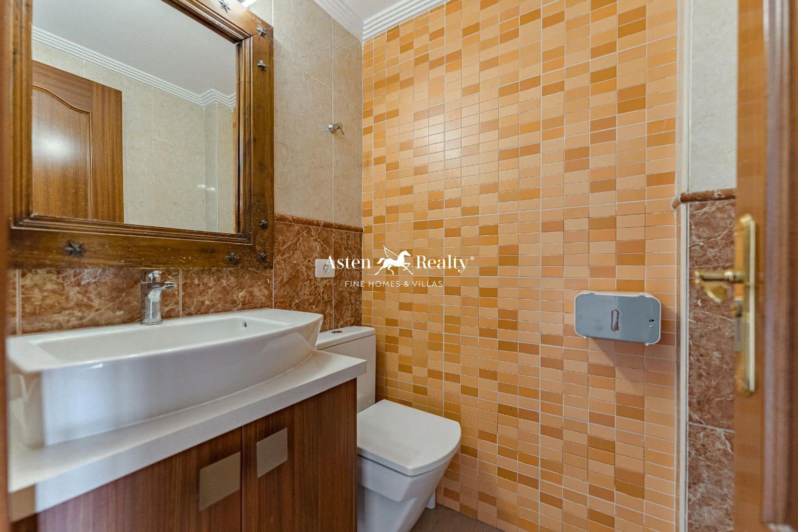 3 soveværelse Byhus til salg i Torviscas med garage - € 450.000 (Ref: 8343956)