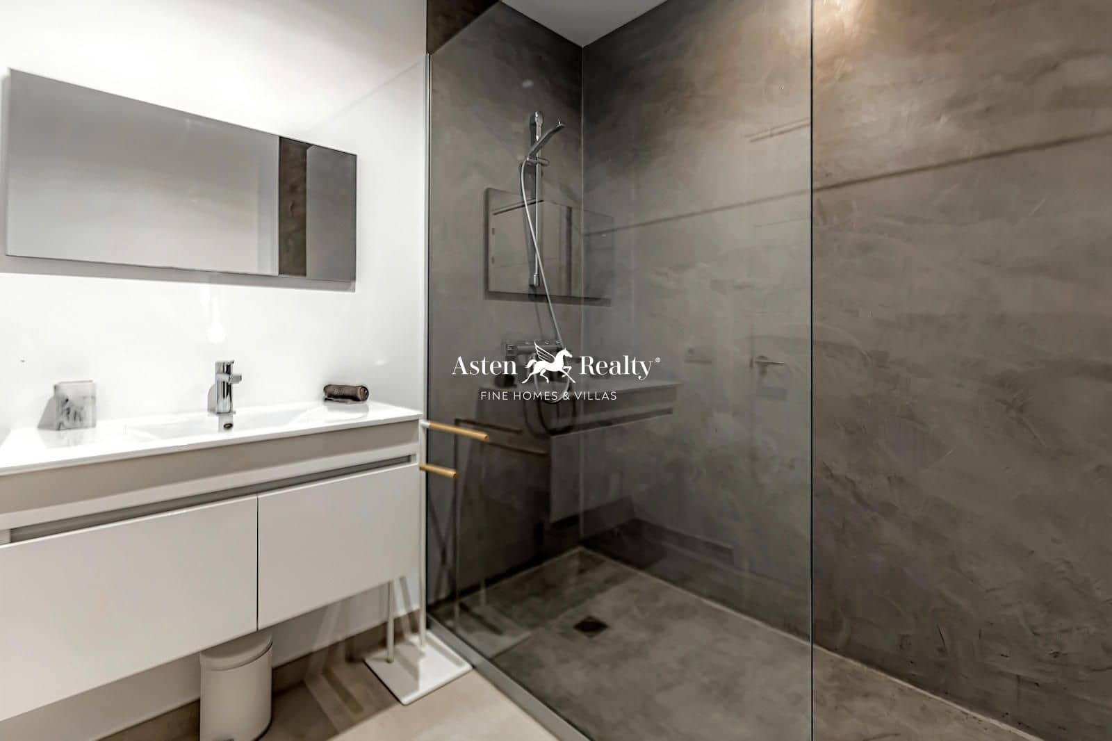 3 camera da letto Casa in vendita in La Caleta Adeje con piscina garage - 1.395.000 € (Rif: 8374070)