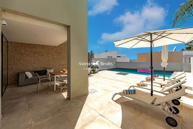 3 chambre Maison de Ville à vendre à La Caleta Adeje, Adeje avec piscine garage - 1 395 000 € (Ref: 8374070)