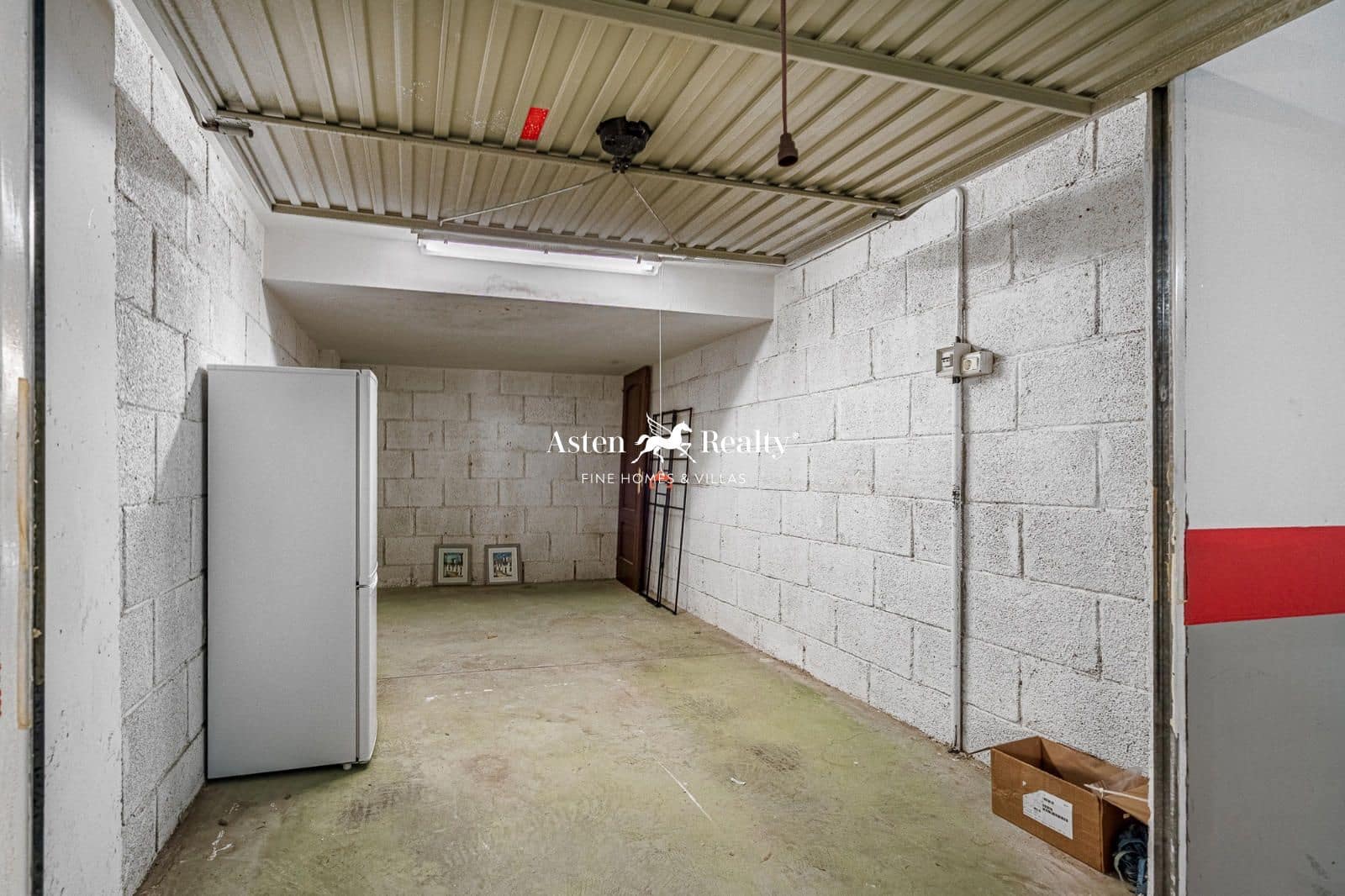 4 soveværelse Lejlighed til salg i Los Cristianos med swimmingpool garage - € 995.000 (Ref: 8374820)