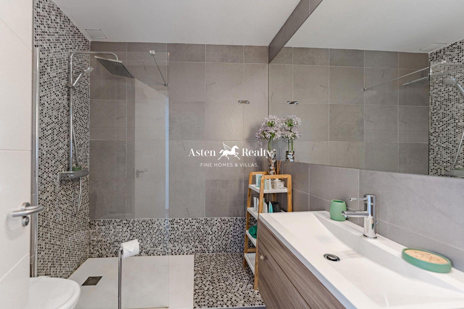 4 soveværelse Byhus til salg i La Caleta Adeje med swimmingpool garage - € 1.690.000 (Ref: 8384611)