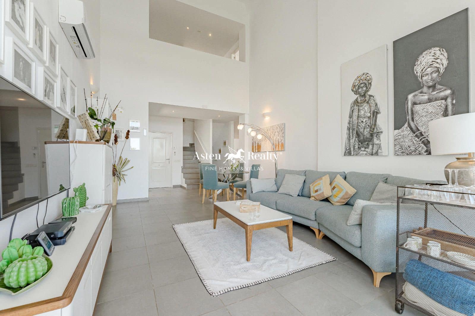 4 soveværelse Byhus til salg i La Caleta Adeje med swimmingpool garage - € 1.690.000 (Ref: 8384611)