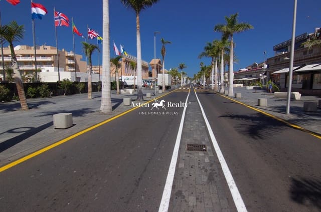 Kontor til salg i Playa de las Americas, Arona - € 1.000.000 (Ref: 8416937)