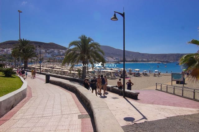 Kontor til salg i Playa de las Americas, Arona - € 1.000.000 (Ref: 8416937)